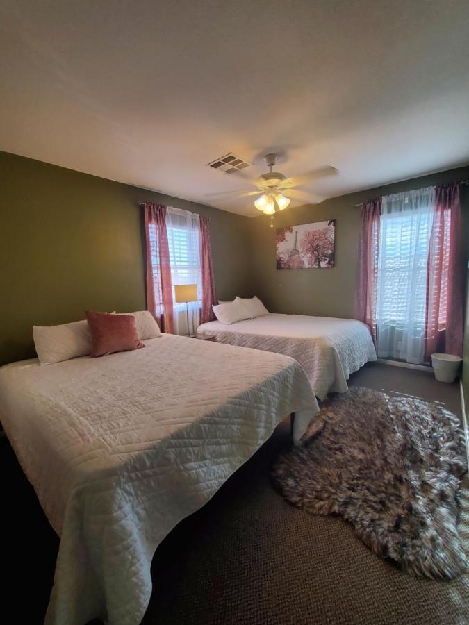 Grant'S Family Home, Sleeps 16 Guests ラスベガス エクステリア 写真